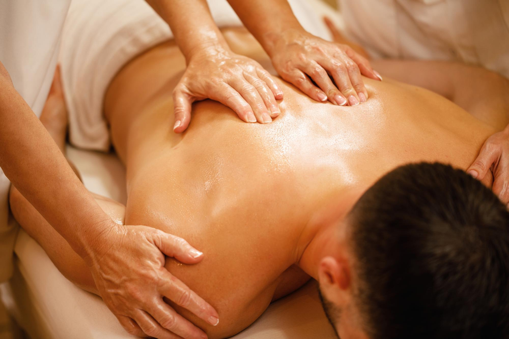 Four Hand Massage in Kalyani Nagar pune